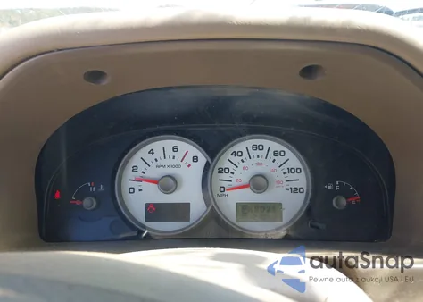 2005 Ford Escape Xlt z USA, uszkodzony, nr VIN 1FMYU93125DA16888